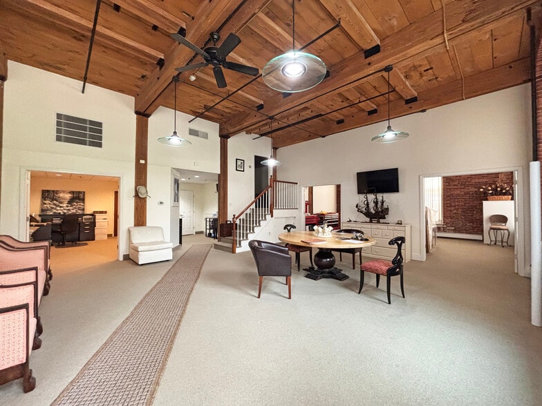 125 Main St, Newmarket, NH for sale - Building Photo - Image 3 of 4