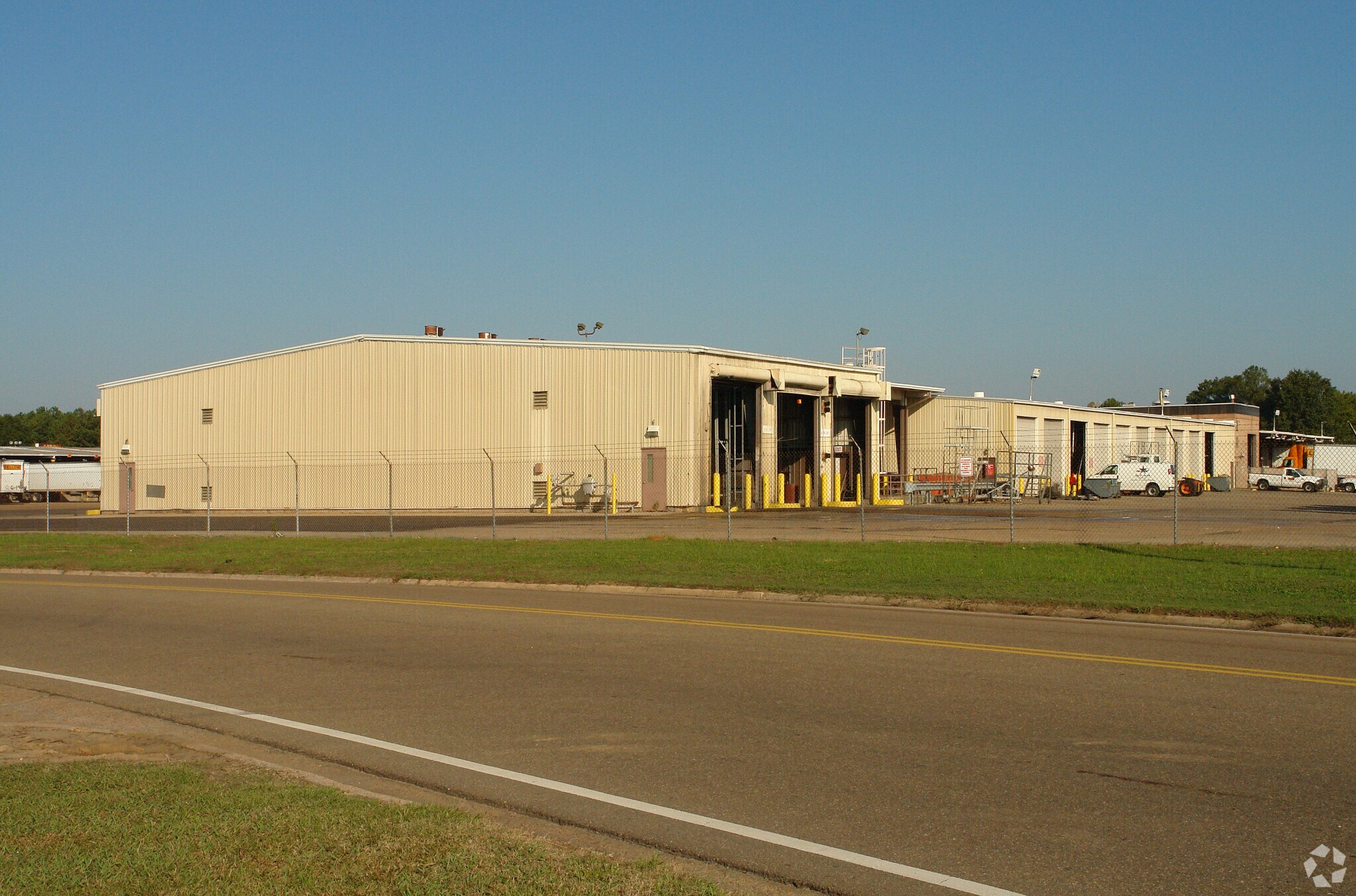 102 Carrier Blvd, Jackson, MS for sale Primary Photo- Image 1 of 1