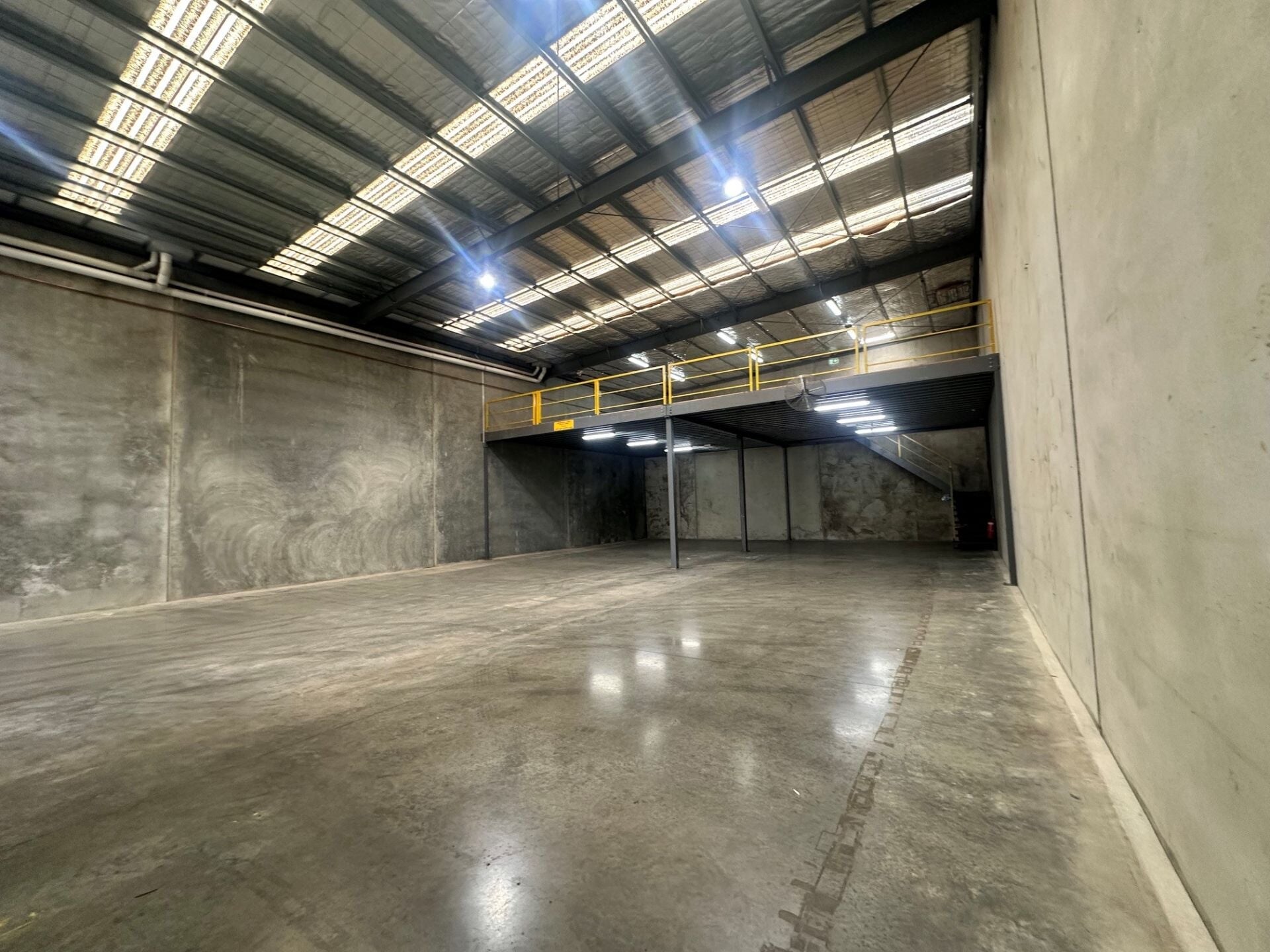 11 Cooper St, Campbellfield for lease Interior Photo- Image 1 of 12