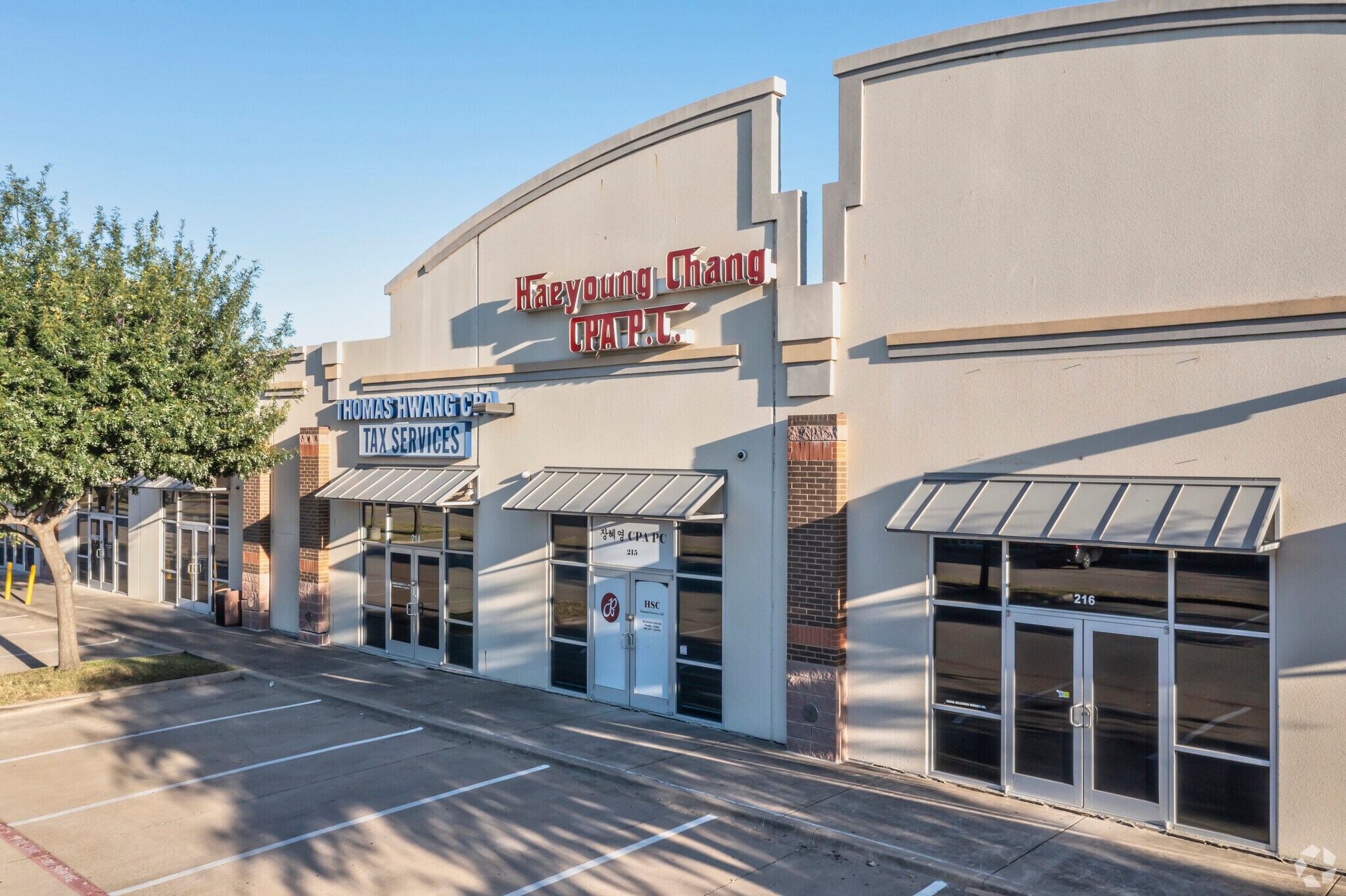 11536 Harry Hines Blvd, Dallas, TX 75229 World Plaza