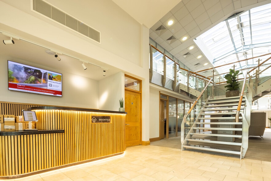 1 Selby Rd, Leeds for lease - Lobby - Image 1 of 9