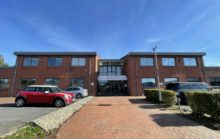 Perrymount Rd, Haywards Heath for lease - Building Photo - Image 1 of 10
