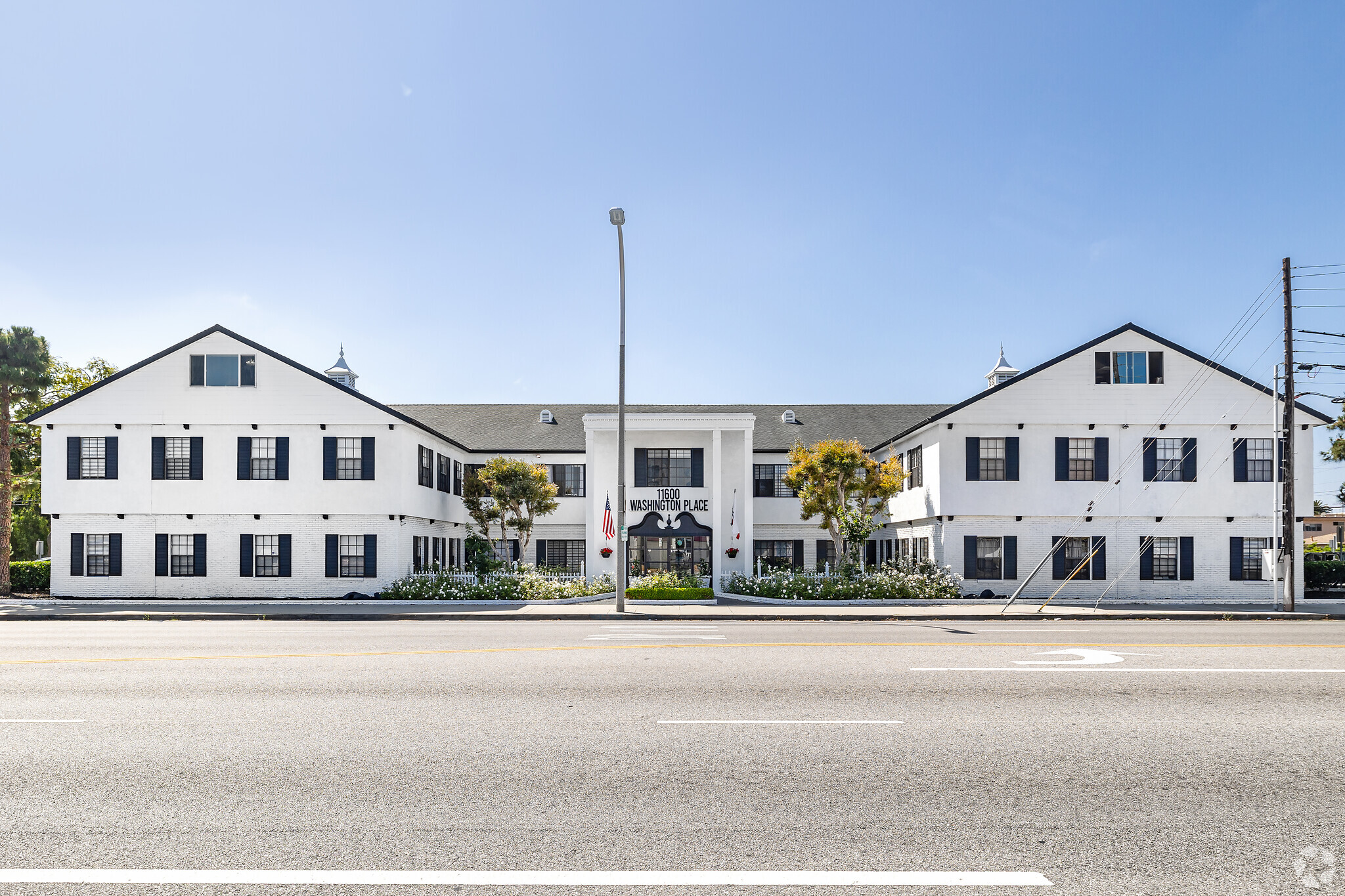 11600-11610 Washington Pl, Culver City, CA for lease Building Photo- Image 1 of 32