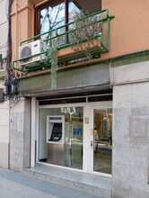 Retail in Barcelona, Barcelona for lease Interior Photo- Image 2 of 6