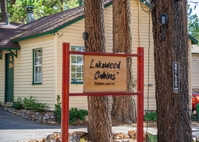 Lakewood Cabins - Motel