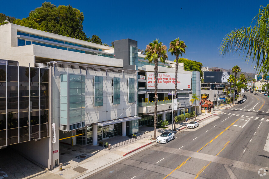 8305 W Sunset Blvd, West Hollywood, CA for lease - Building Photo - Image 3 of 22