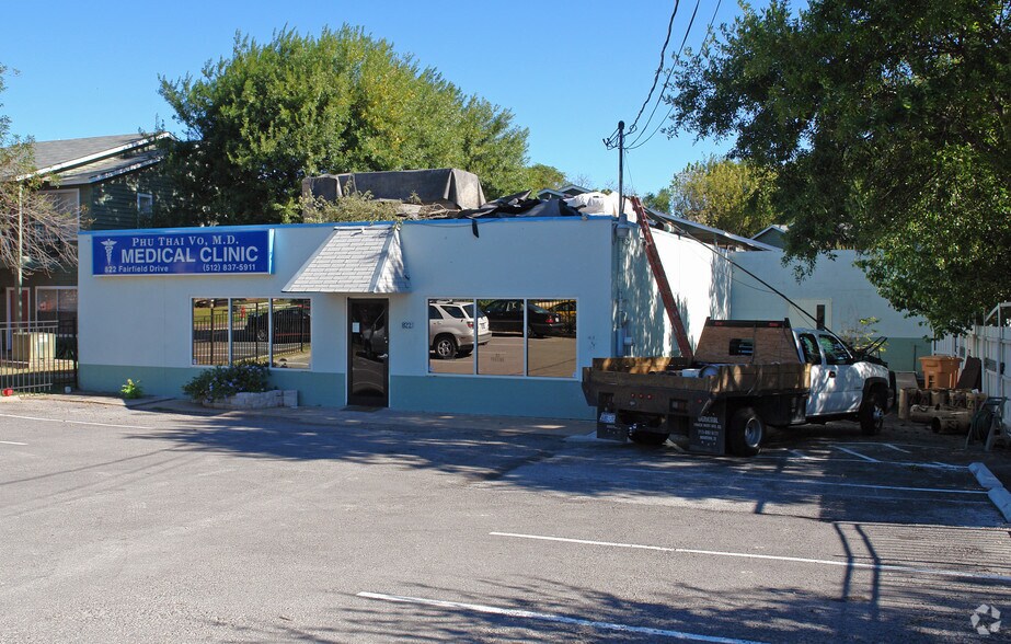 822 Fairfield Dr, Austin, TX for lease - Primary Photo - Image 1 of 5