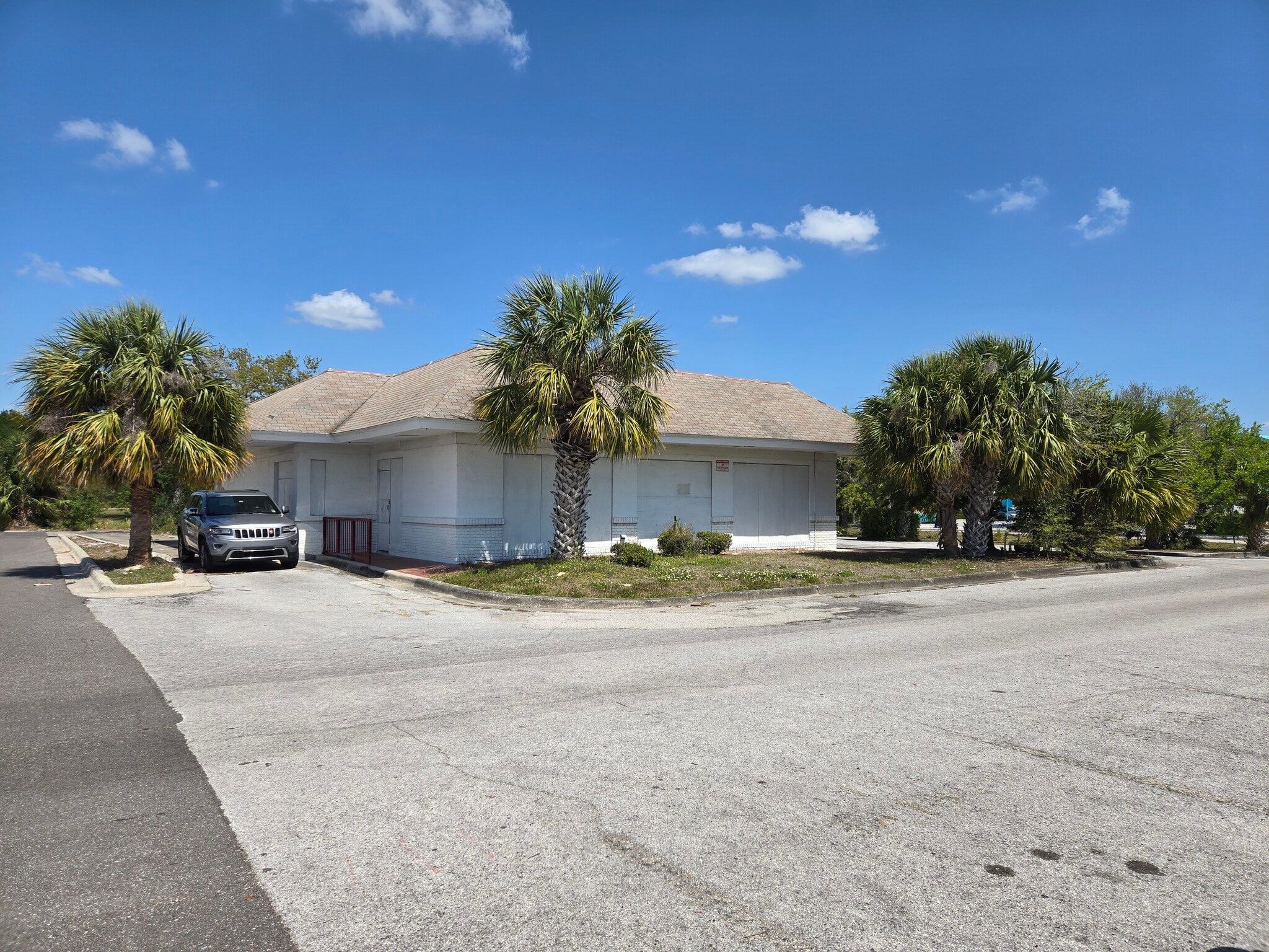 7695 Ulmerton Rd, Largo, FL for lease Building Photo- Image 1 of 14