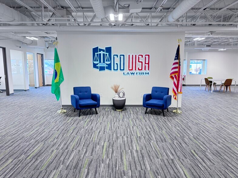 100 Pennsylvania Ave, Framingham, MA for lease - Building Photo - Image 3 of 30