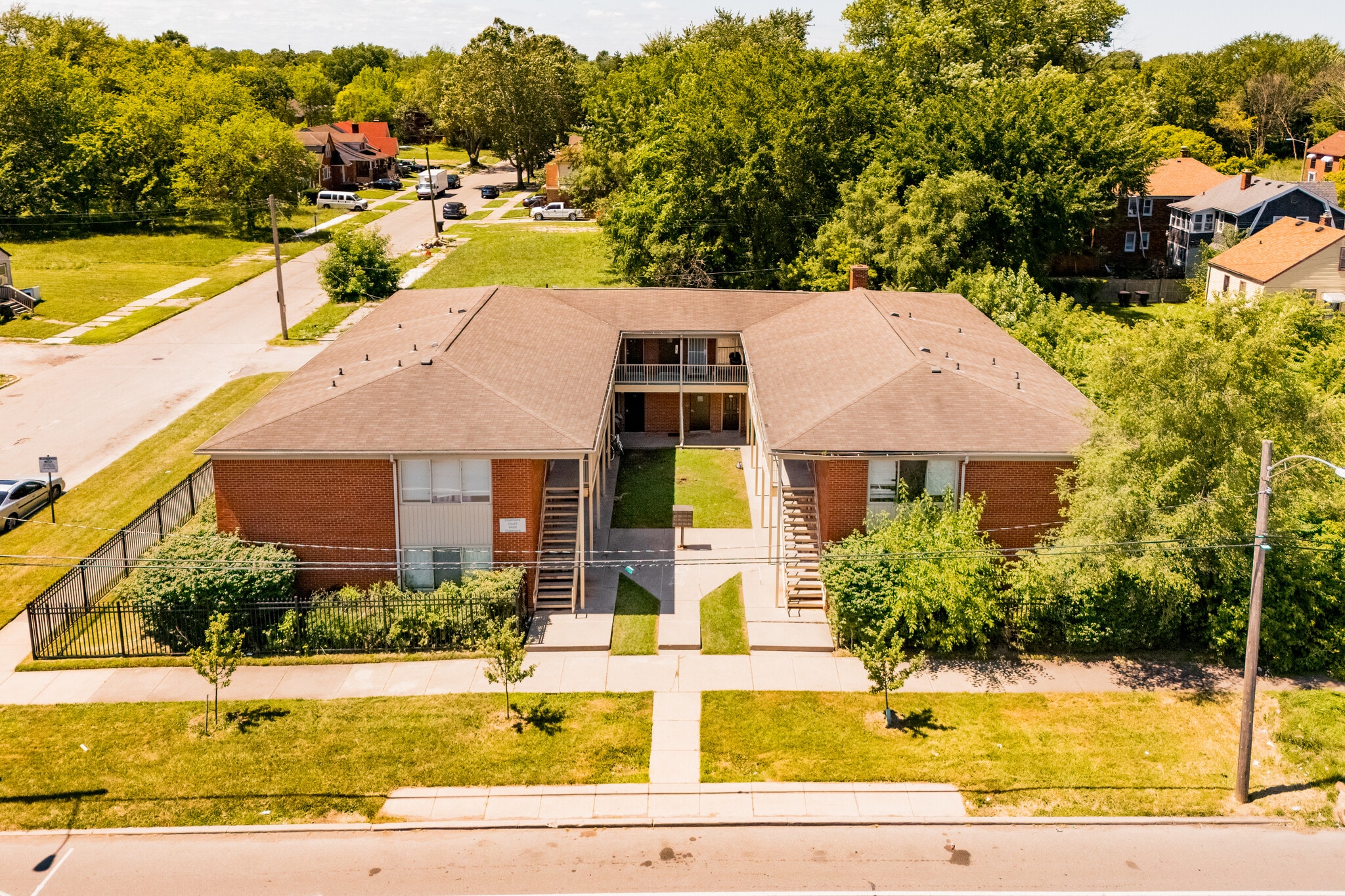 9455 Chalmers St, Detroit, MI for sale Primary Photo- Image 1 of 4