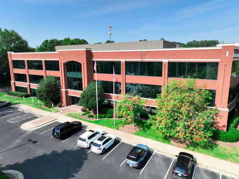 1511 Sunday Dr, Raleigh, NC for lease - Building Photo - Image 1 of 22