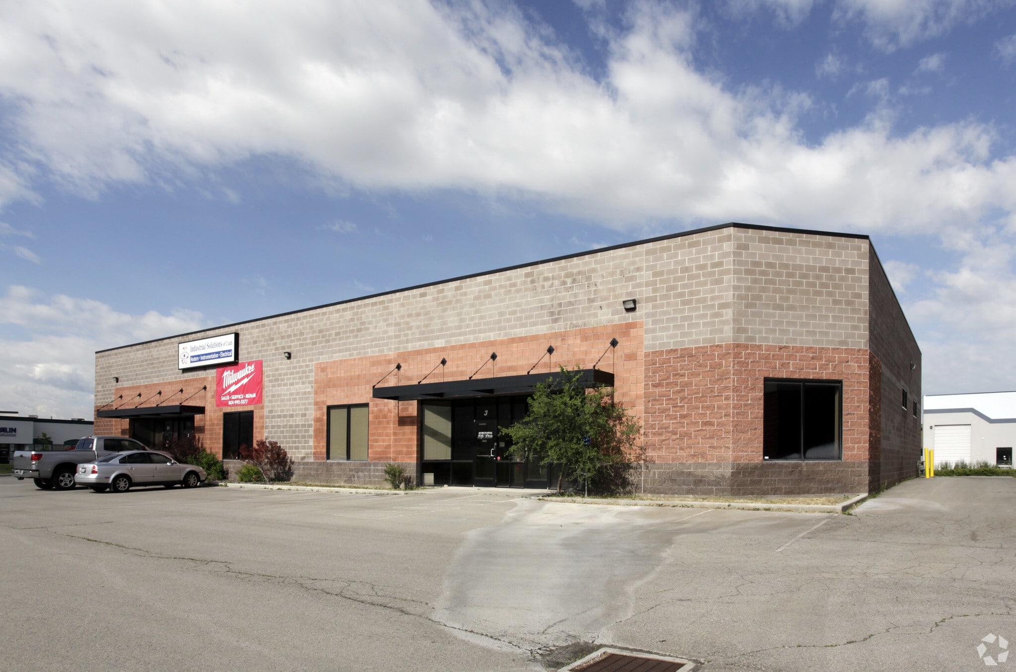 215 N Redwood Rd, North Salt Lake, UT for lease Primary Photo- Image 1 of 66