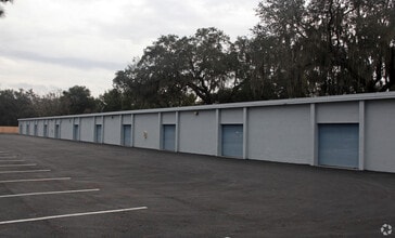 1903-1949 W Brandon Blvd, Brandon, FL for lease Building Photo- Image 2 of 2