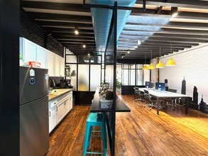 1193 Atlantic Ave, Brooklyn, NY for lease Interior Photo- Image 2 of 10