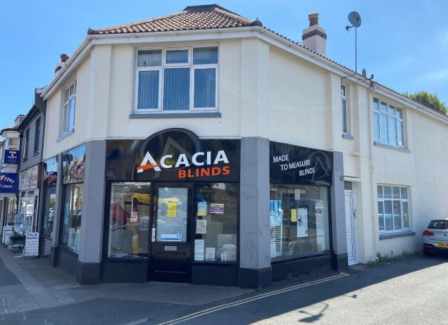 2 Seaway Rd, Paignton for sale Primary Photo- Image 1 of 1