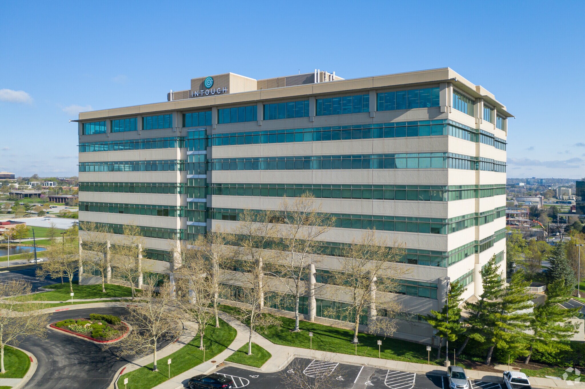 7045 College Blvd, Overland Park, KS for lease Building Photo- Image 1 of 18