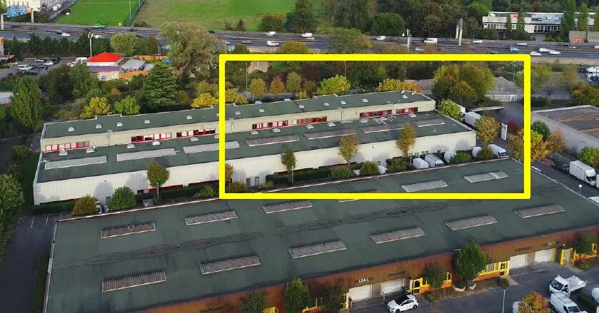 Industrial in Le Blanc-Mesnil for lease - Building Photo - Image 3 of 6