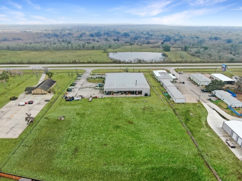 2024 Brazosport Blvd N, Richwood, TX for sale - Building Photo - Image 3 of 10