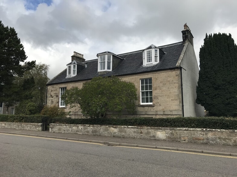 7 Mayne Rd, Elgin for sale - Building Photo - Image 2 of 6