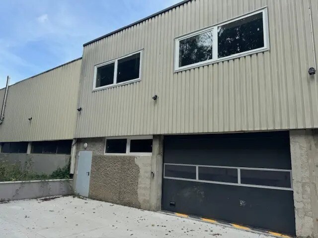 Industrial in Saint-Étienne for sale - Building Photo - Image 1 of 3