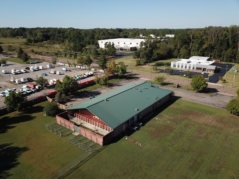 3210 Cypress Ridge Dr, Eads, TN for sale - Building Photo - Image 2 of 3