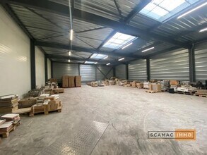 Flex in Vitry-sur-Seine for lease Building Photo- Image 2 of 3