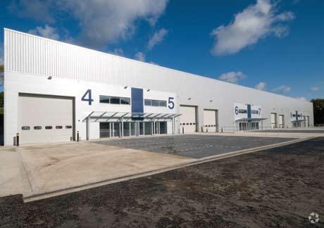 Osborn Way, Hook for lease - Primary Photo - Image 1 of 10