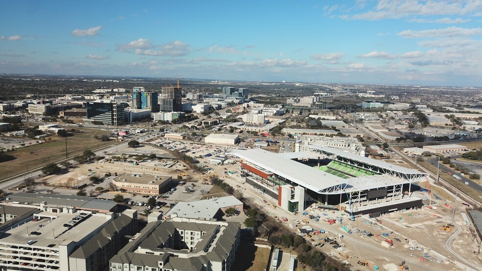 10321 Burnet Rd, Austin, TX for lease - Building Photo - Image 2 of 9