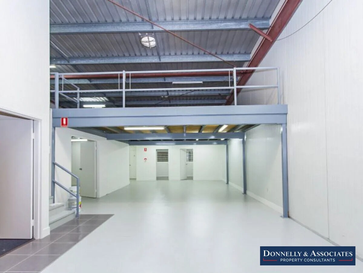 62 Secam St, Mansfield for lease Interior Photo- Image 1 of 10