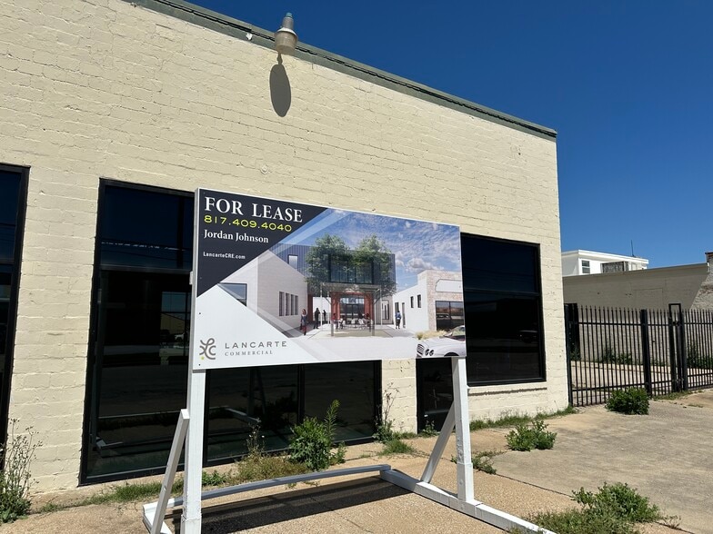 2616 White Settlement Rd, Fort Worth, TX for lease - Building Photo - Image 3 of 6