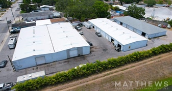 SMALL BAY MULTI TENANT INDUSTRIAL - Warehouse