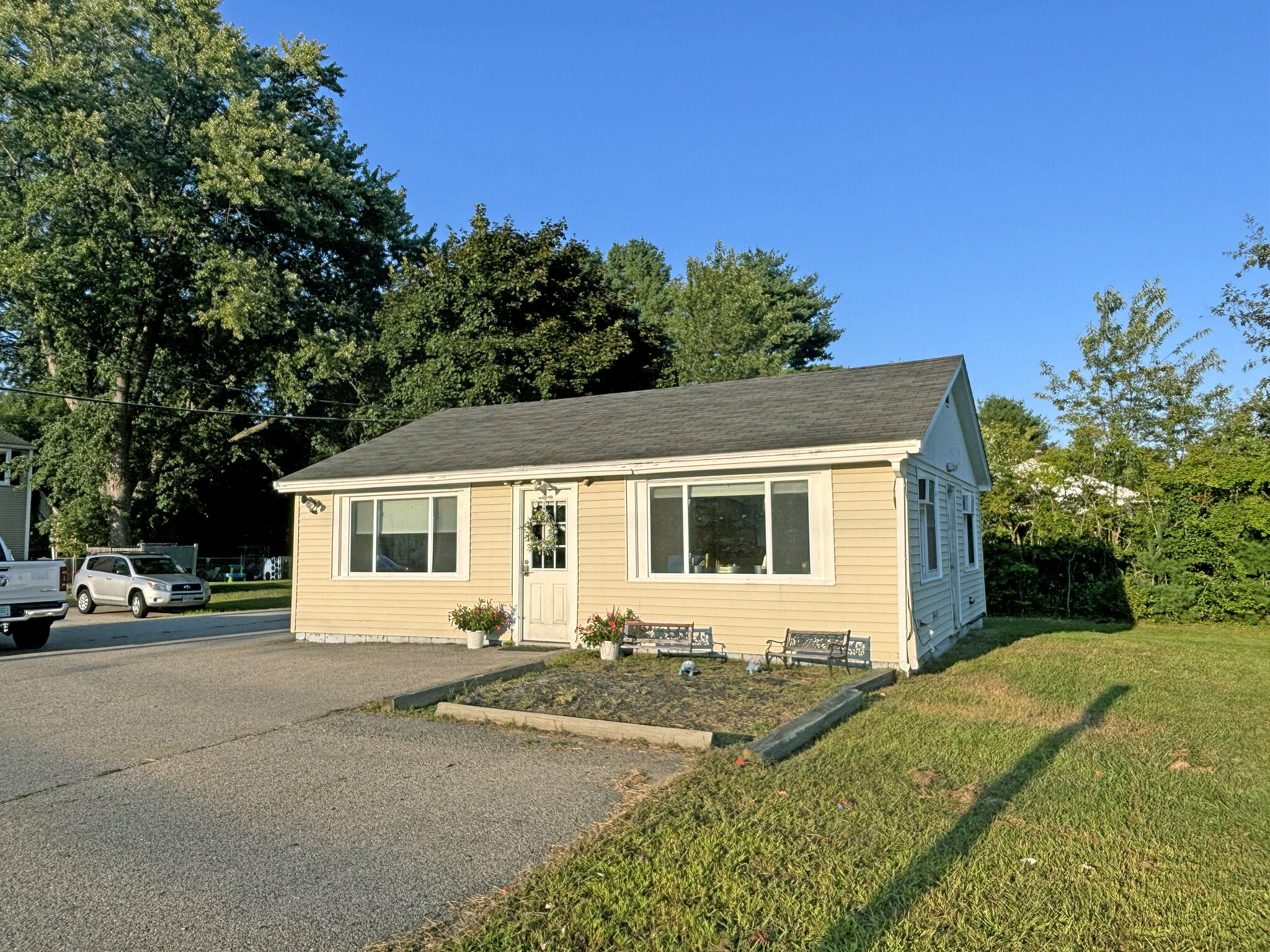 Retail in Somersworth, NH for sale Primary Photo- Image 1 of 1