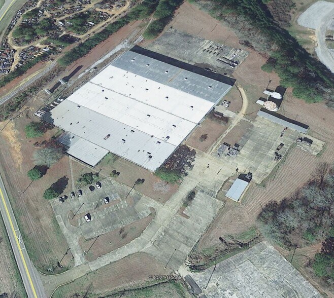 911 Herman Alford Memorial Hwy, Philadelphia, MS 39350