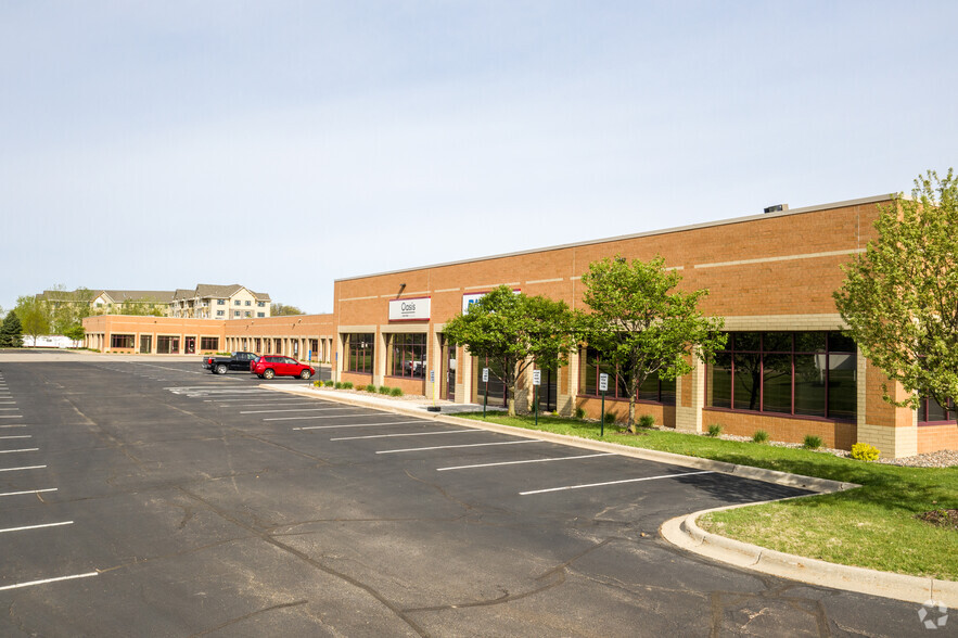 1020 Discovery Rd, Eagan, MN for lease - Primary Photo - Image 1 of 4