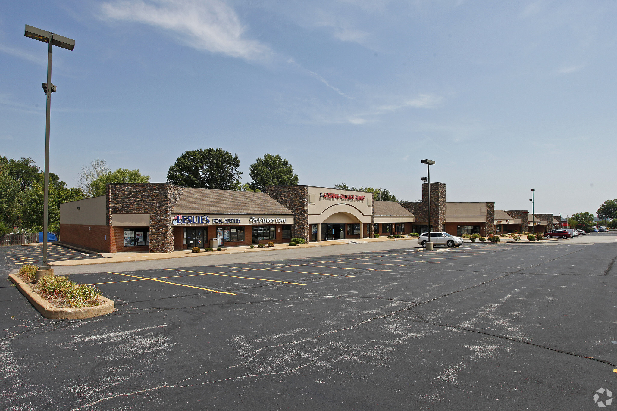 15505-15545 Manchester Rd, Ballwin, MO for lease Building Photo- Image 1 of 11