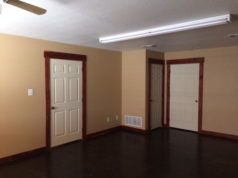 4887 Glen Rose Hwy, Granbury, TX 76048