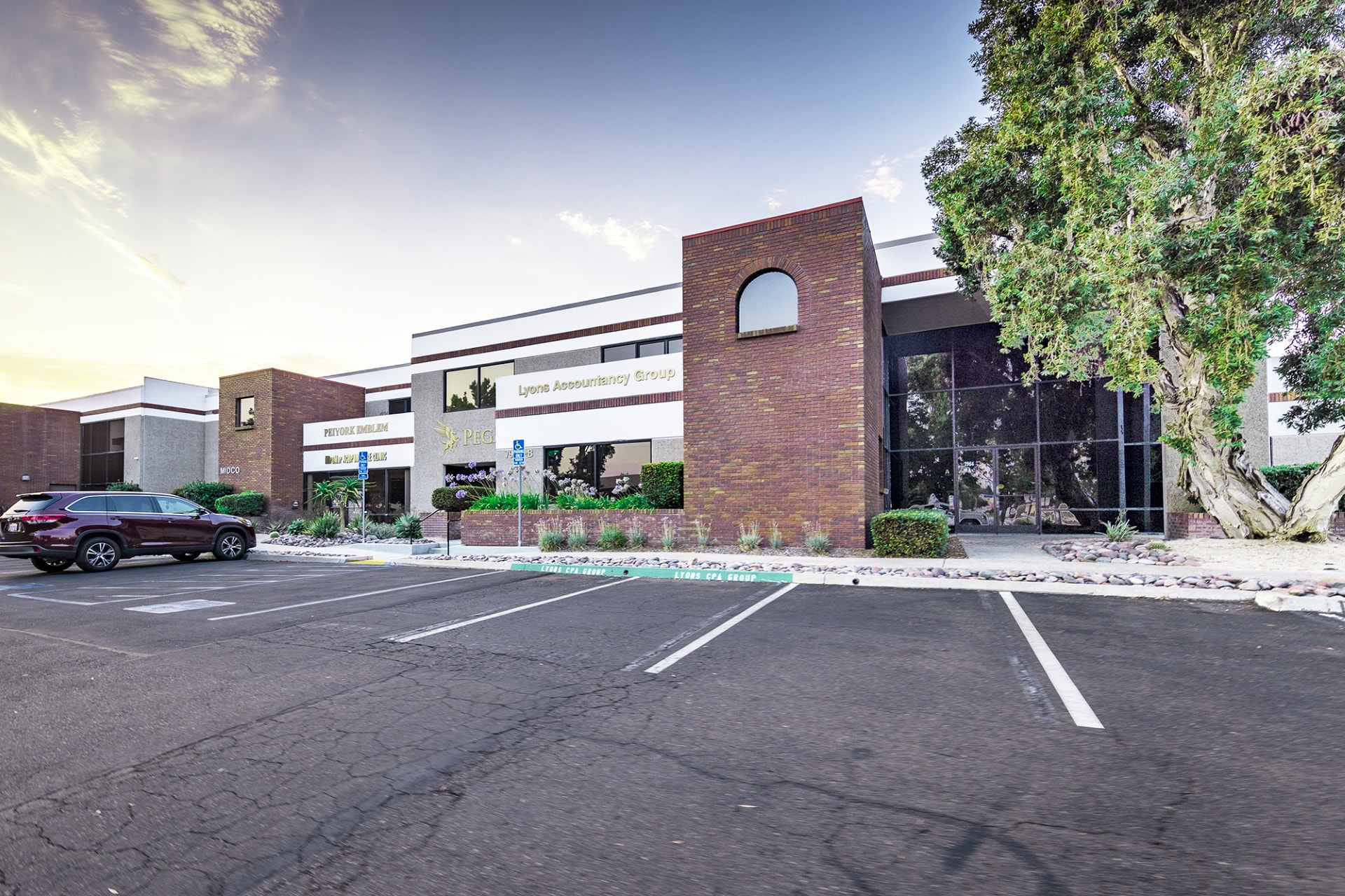 7964 Arjons Dr, San Diego, CA for lease Building Photo- Image 1 of 13