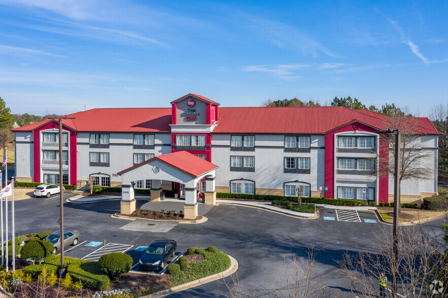 2370 Stephens Center Dr, Duluth, GA for sale - Primary Photo - Image 1 of 1