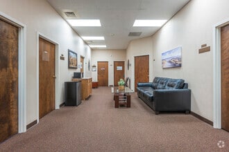 2901 Juan Tabo Blvd NE, Albuquerque, NM for lease Interior Photo- Image 1 of 2