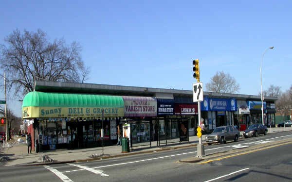 253-01-253-25 Union Tpke, Floral Park, NY for sale - Primary Photo - Image 1 of 1