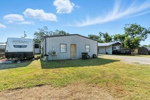 104 Yuma Street, Lipan, Texas 76472 - Warehouse