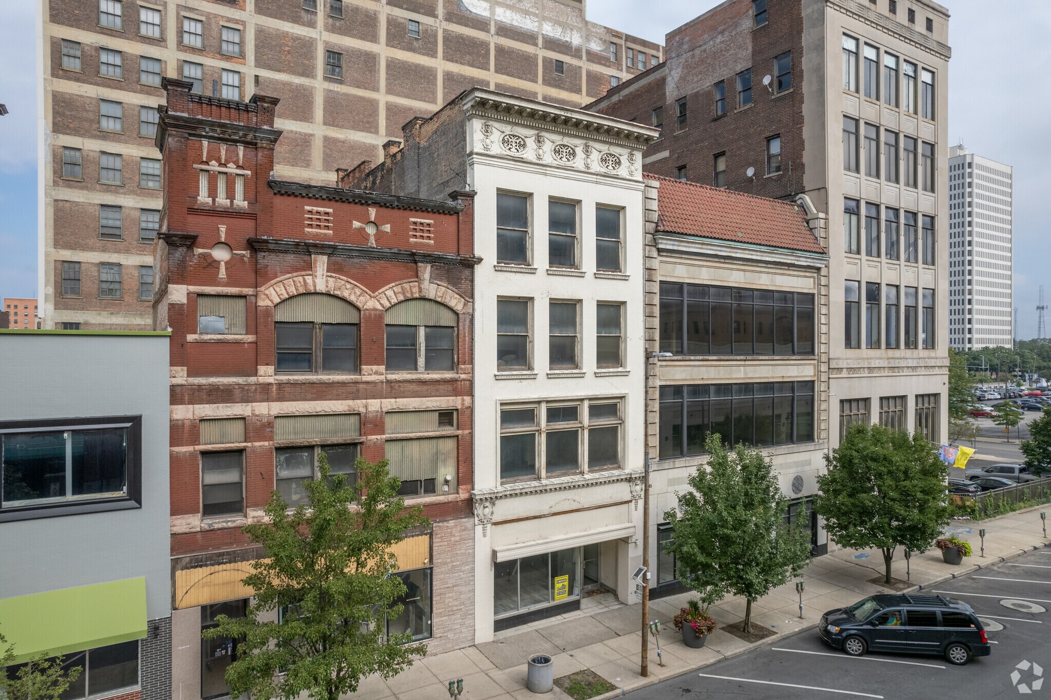 329 N Superior St, Toledo, OH for sale Primary Photo- Image 1 of 1