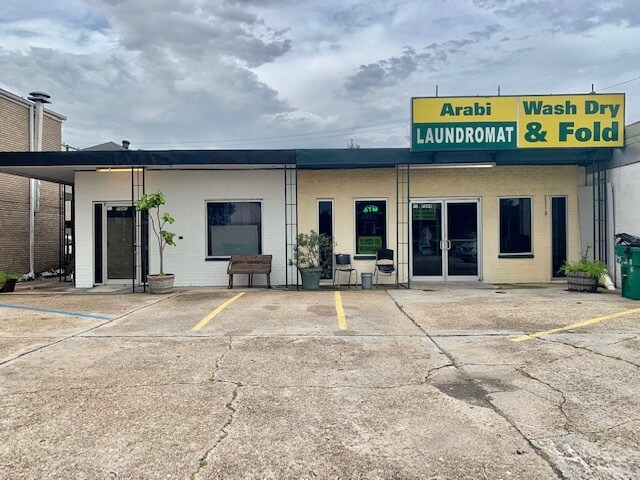 7547-7549 W Judge Perez Dr, Arabi, LA for sale Building Photo- Image 1 of 1