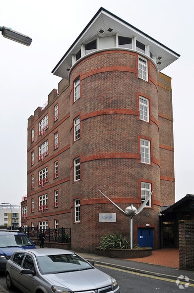 13-21 Station St, Brighton for lease - Building Photo - Image 2 of 4