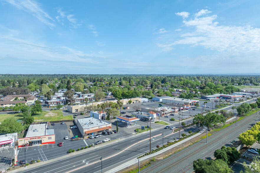 10109 Folsom Blvd, Rancho Cordova, CA for lease - Aerial - Image 3 of 9