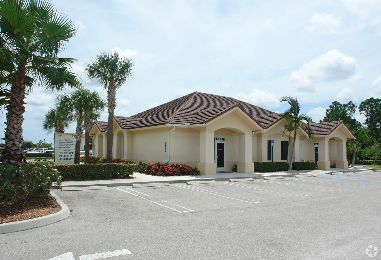 160 NW Central Park Plz, Port Saint Lucie, FL 34986