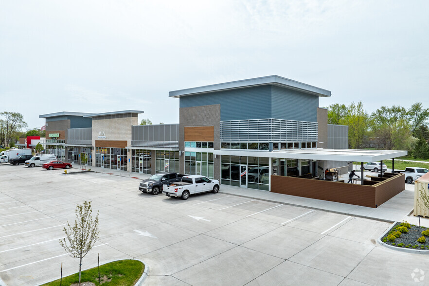 750 Hickman Rd, Waukee, IA for lease - Building Photo - Image 3 of 8