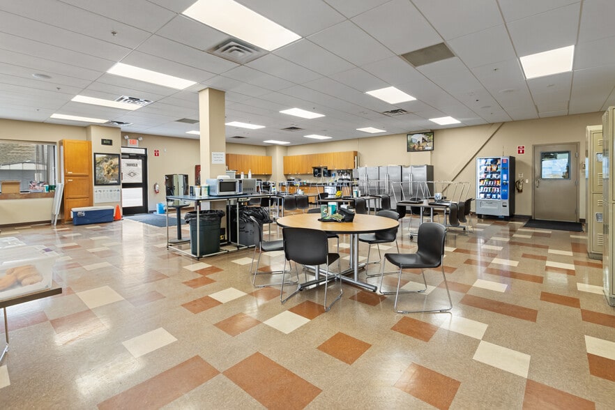 275 Manhattan South Rd, Manhattan, MT for lease - Interior Photo - Image 3 of 26