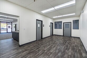964 United Cir, Sparks, NV for lease Interior Photo- Image 2 of 4