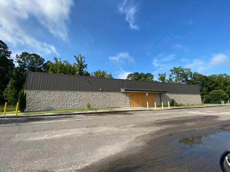 5209 State Rd, Holly Hill, SC for sale - Primary Photo - Image 1 of 6